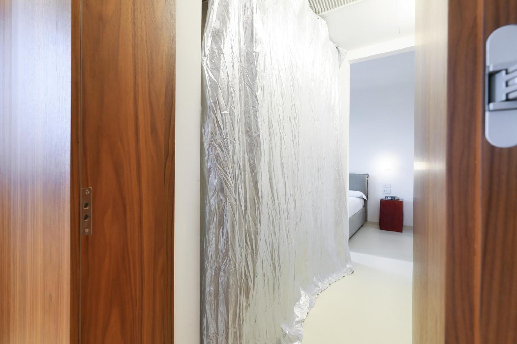 Contempora - Vanvitelli 49 * Milan