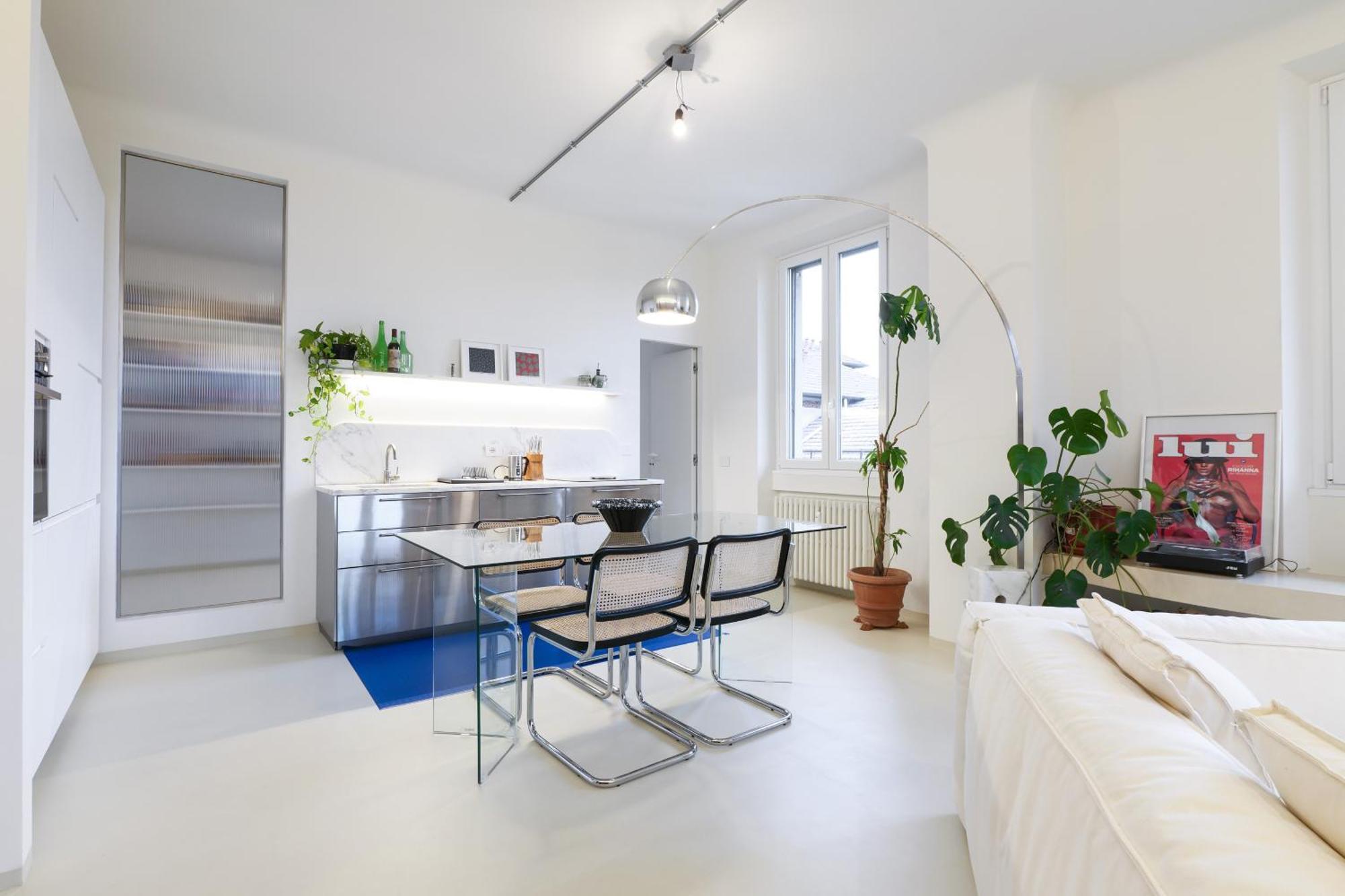 Contempora - Vanvitelli 49 Milan